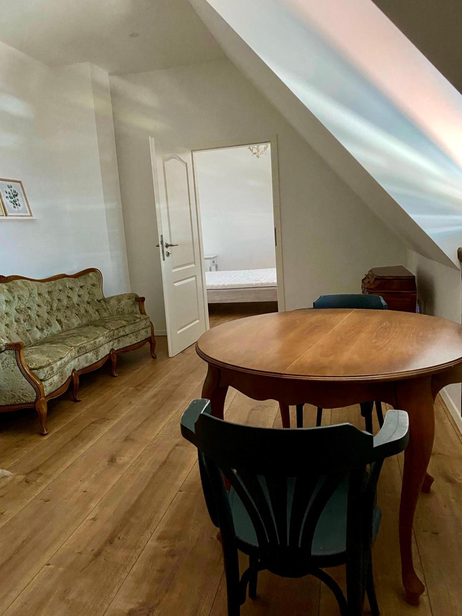 Sonnenhof 1737 - Ferienzimmer & Apartments Barbelroth Eksteriør billede